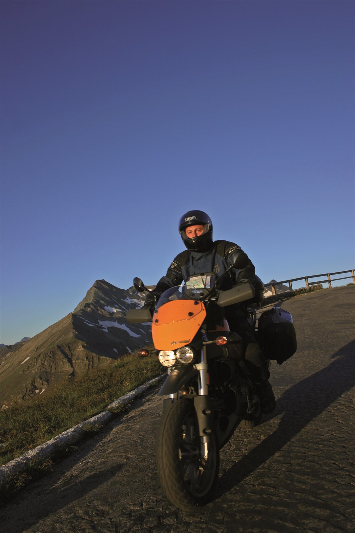 Motorradfahren in den Alpen Motorradfahren in den Alpen